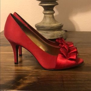 Red satin bow heel